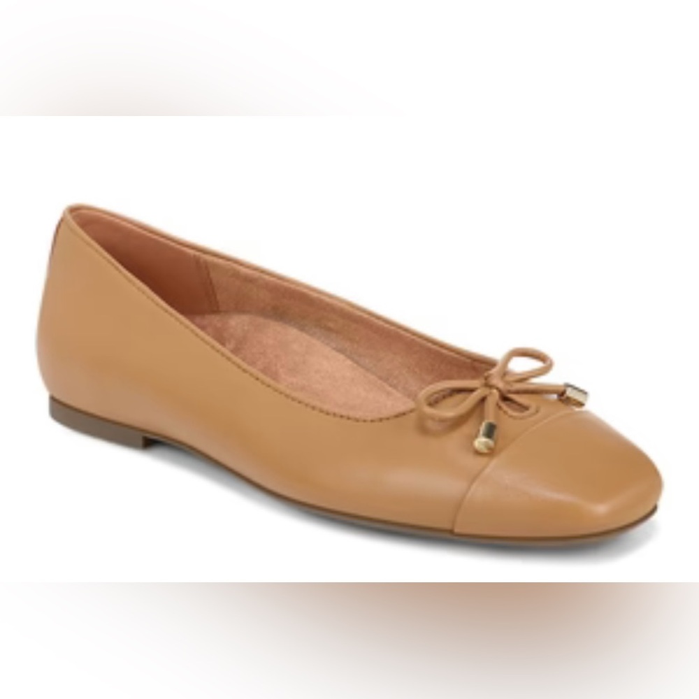 Vionic Klara Ballet Flats. Size 7W